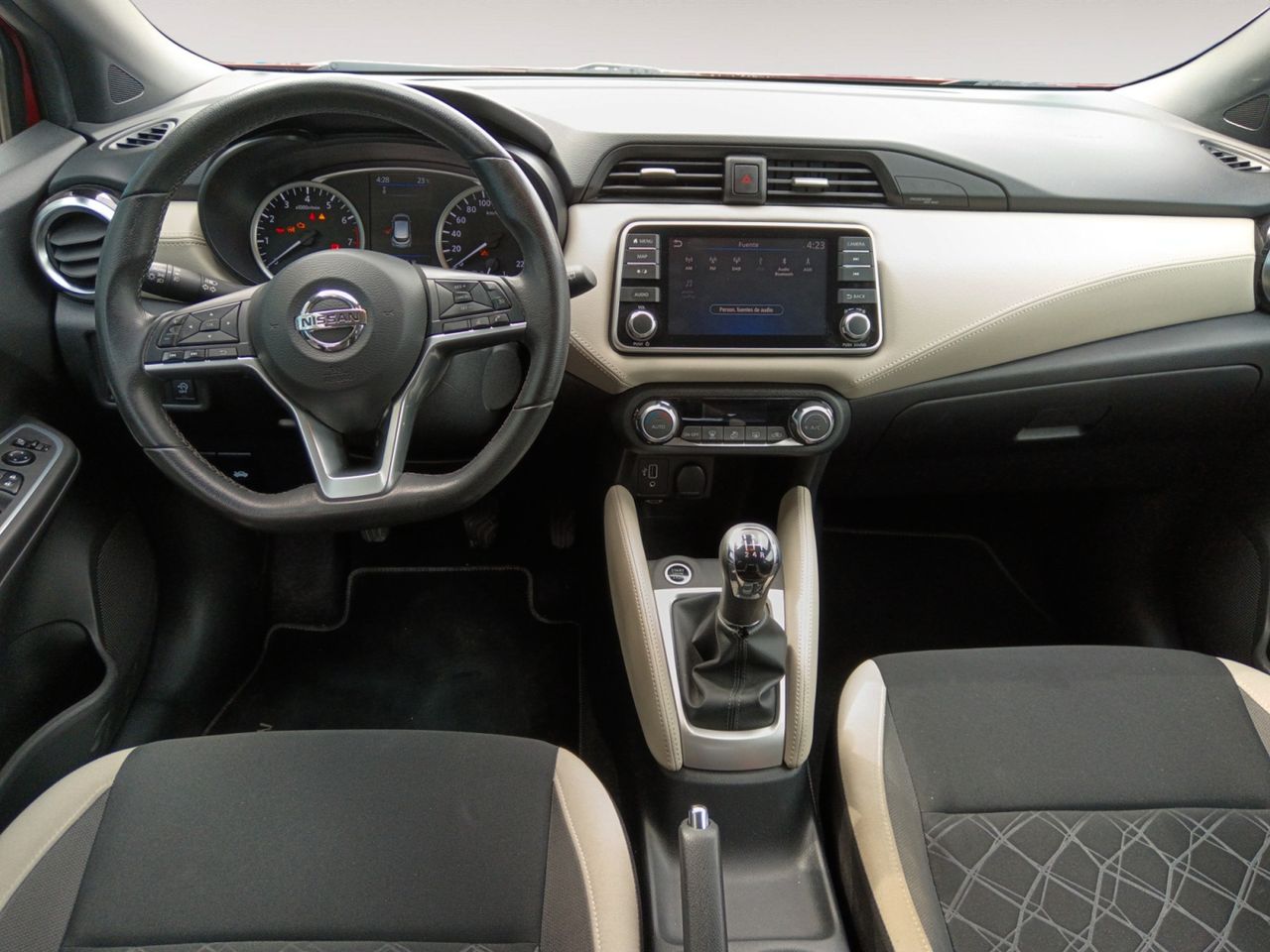 Foto Nissan Micra 6