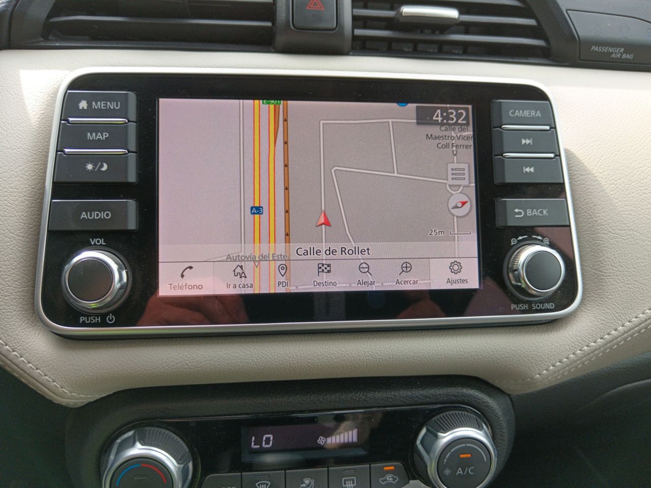 Foto Nissan Micra 16