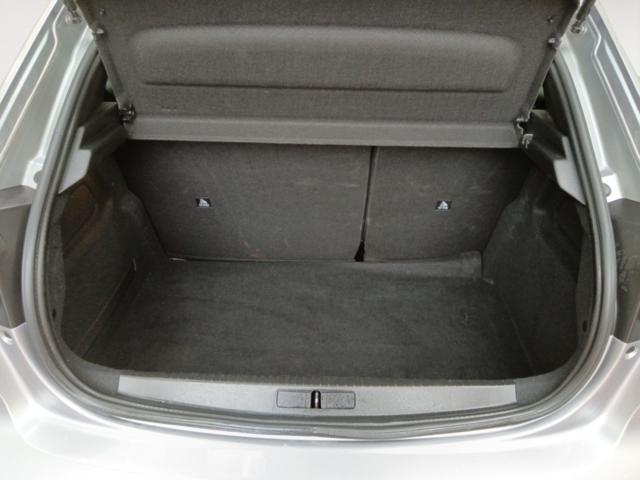 Foto Peugeot 208 11
