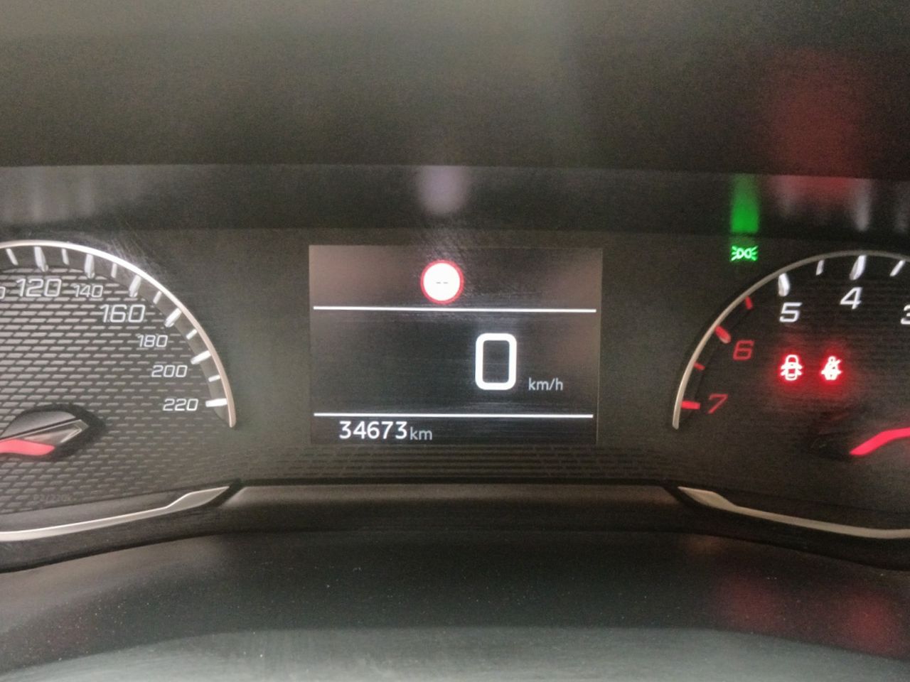 Foto Peugeot 208 13