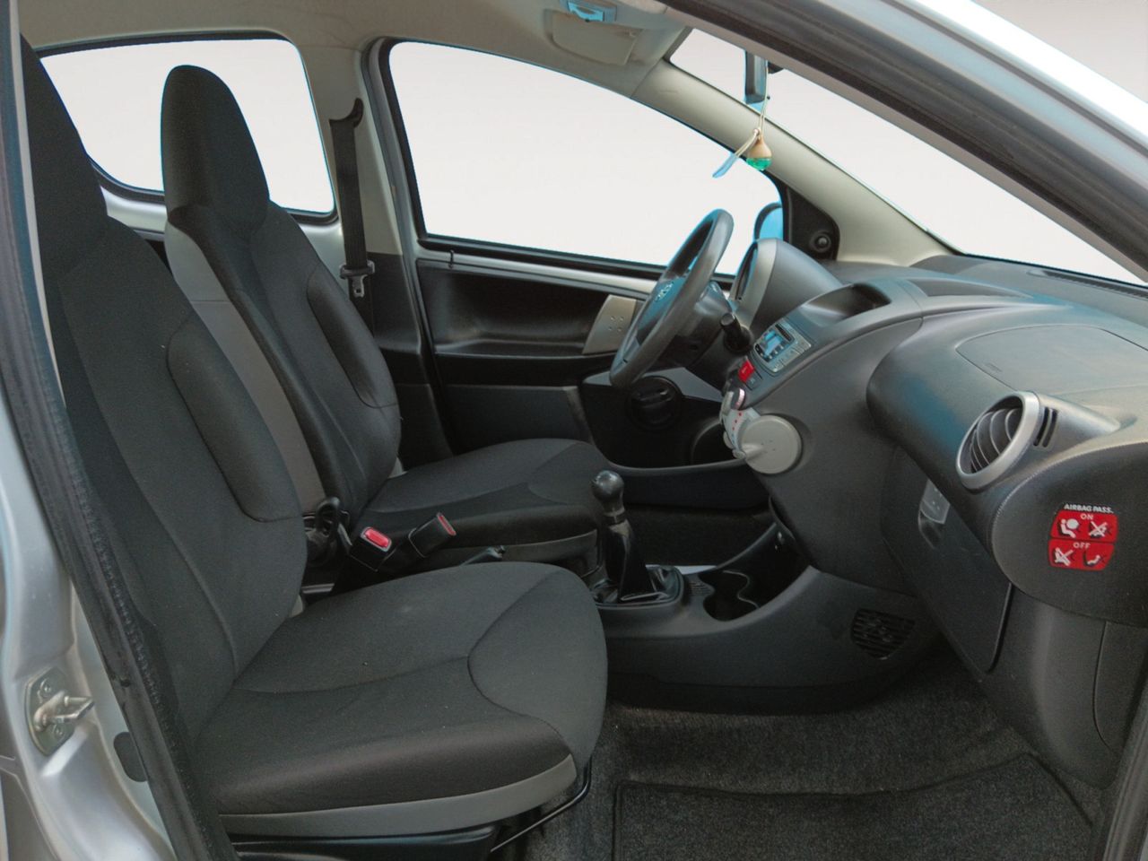 Foto Toyota Aygo 10