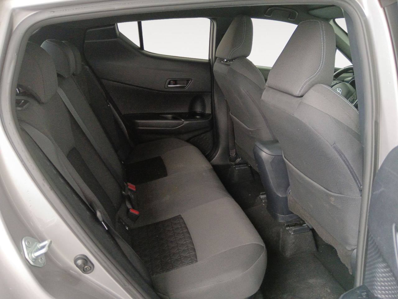 Foto Toyota C-HR 9