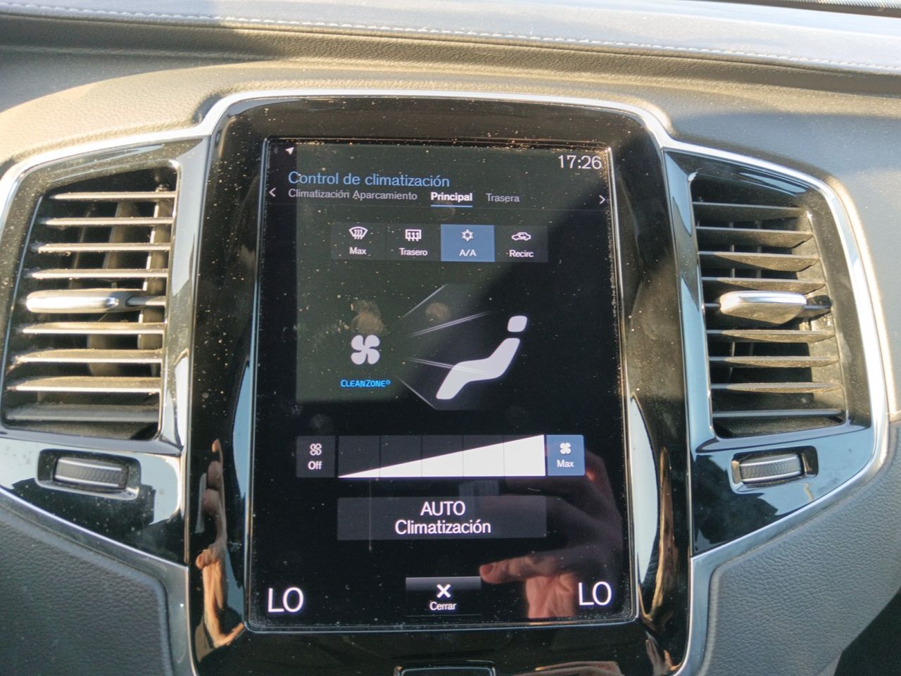 Foto Volvo XC90 16