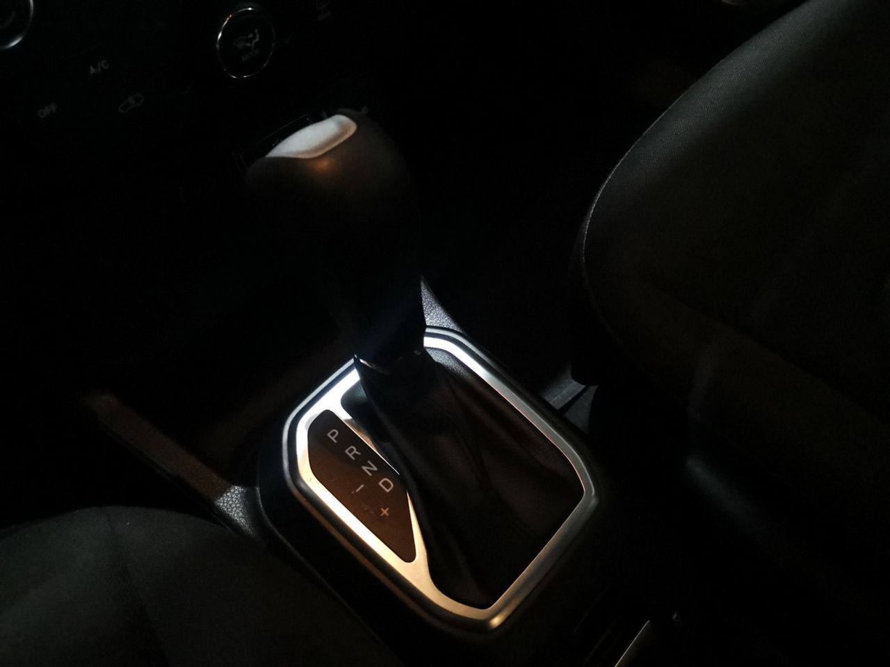 Foto Jeep Renegade 12