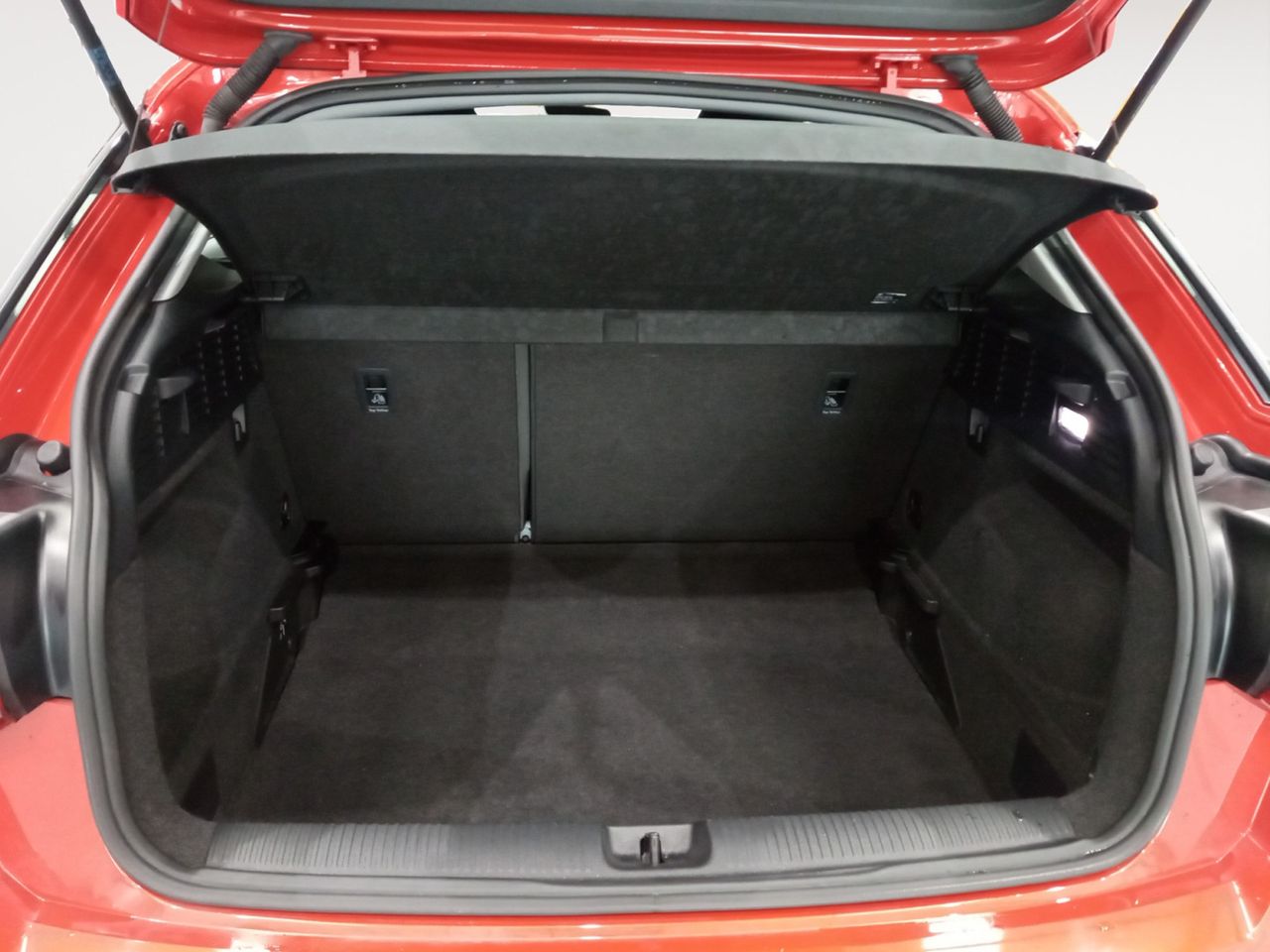 Foto Audi Q2 11