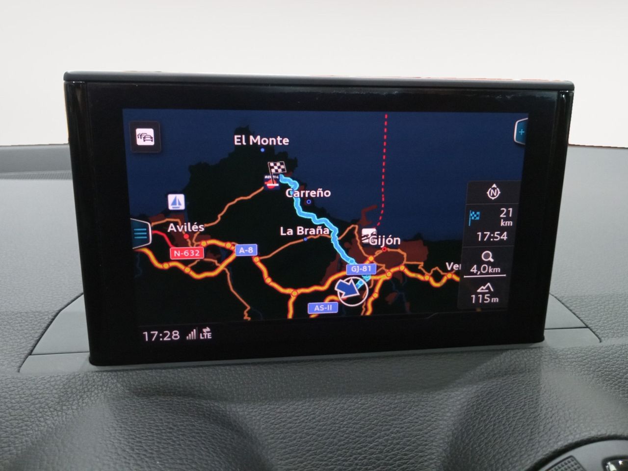 Foto Audi Q2 15