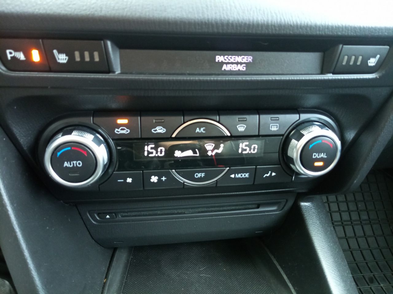 Foto Mazda Mazda3 16