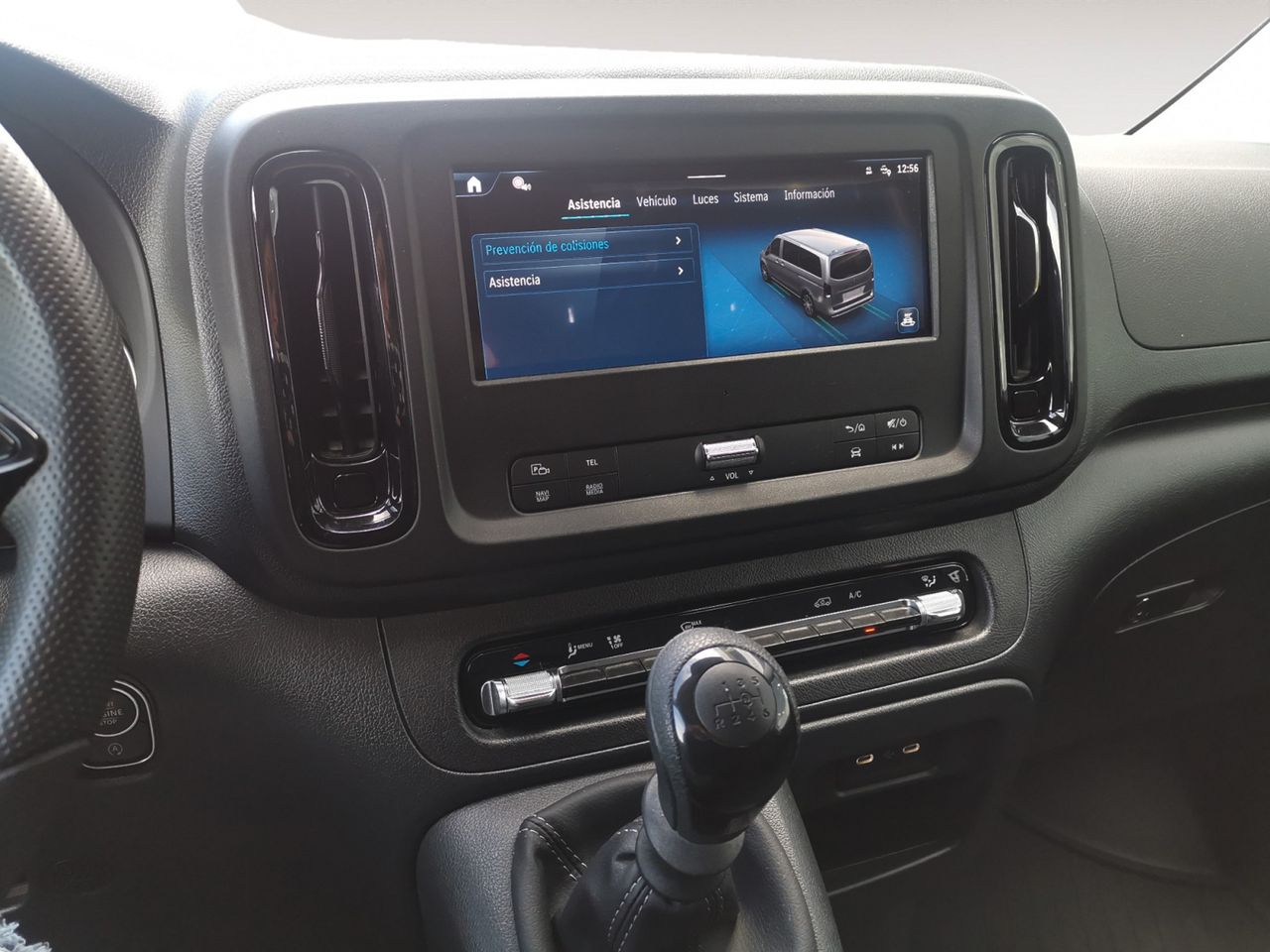 Foto Mercedes-Benz Vito 15