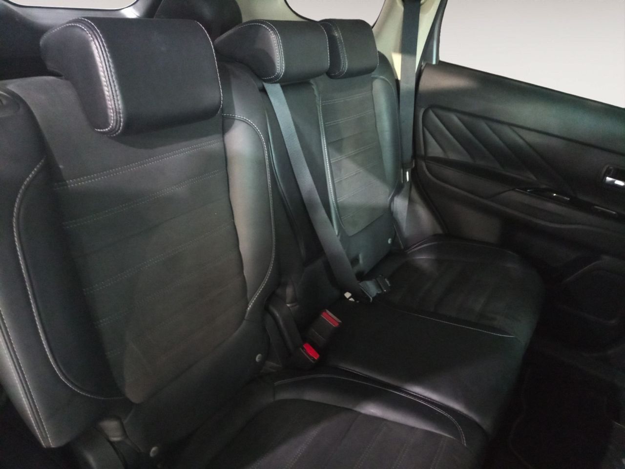 Foto Mitsubishi Outlander 8