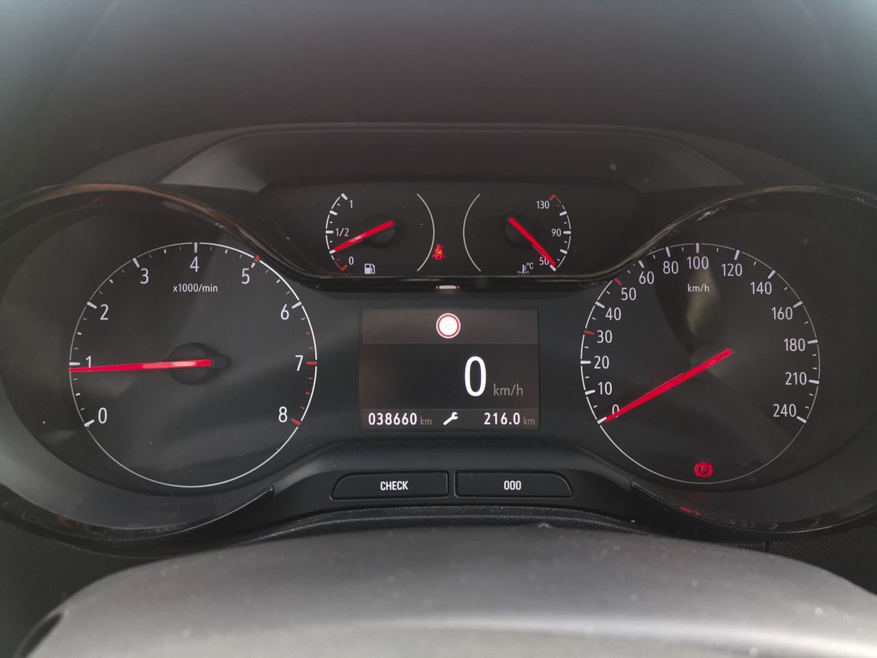 Foto Opel Crossland X 13