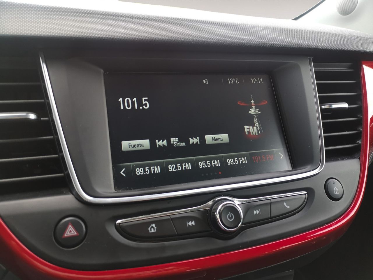Foto Opel Crossland X 15
