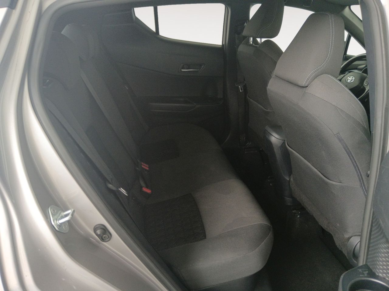 Foto Toyota C-HR 9