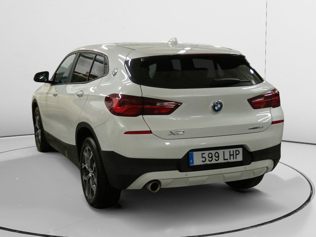 Foto BMW X2 4