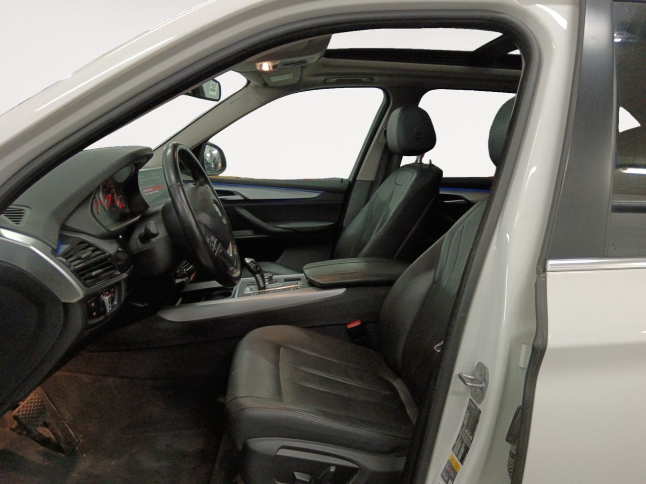 Foto BMW X5 8