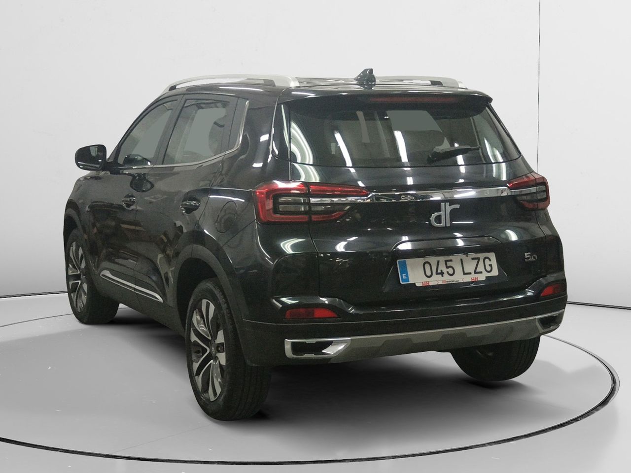 Foto DR Automobiles DR5 4