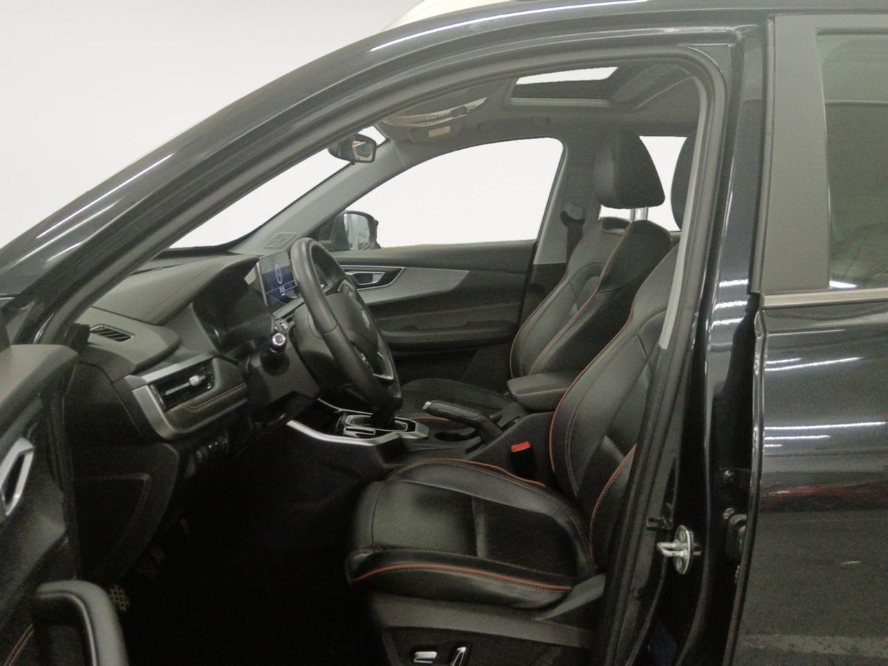 Foto DR Automobiles DR5 8