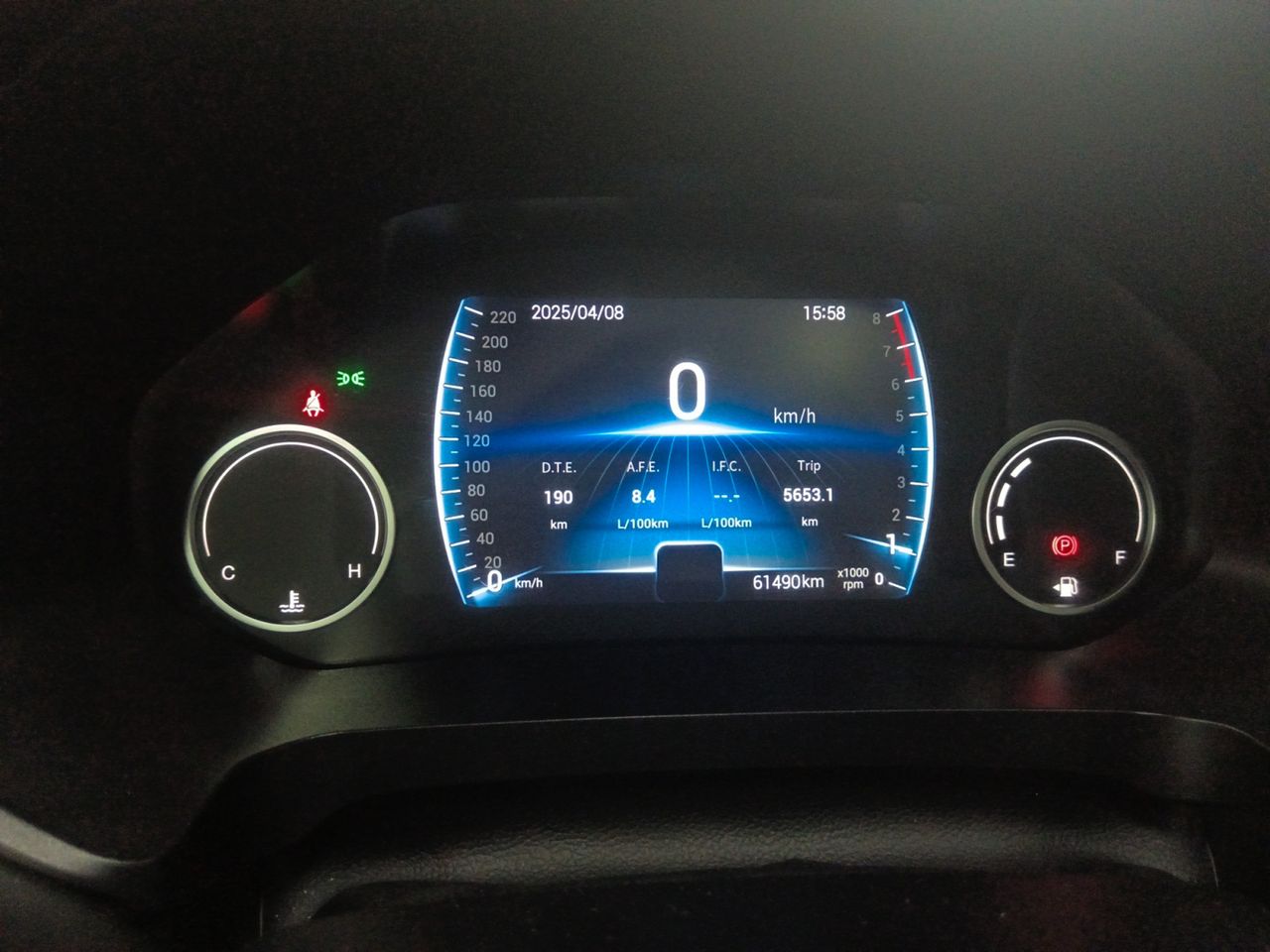 Foto DR Automobiles DR5 14