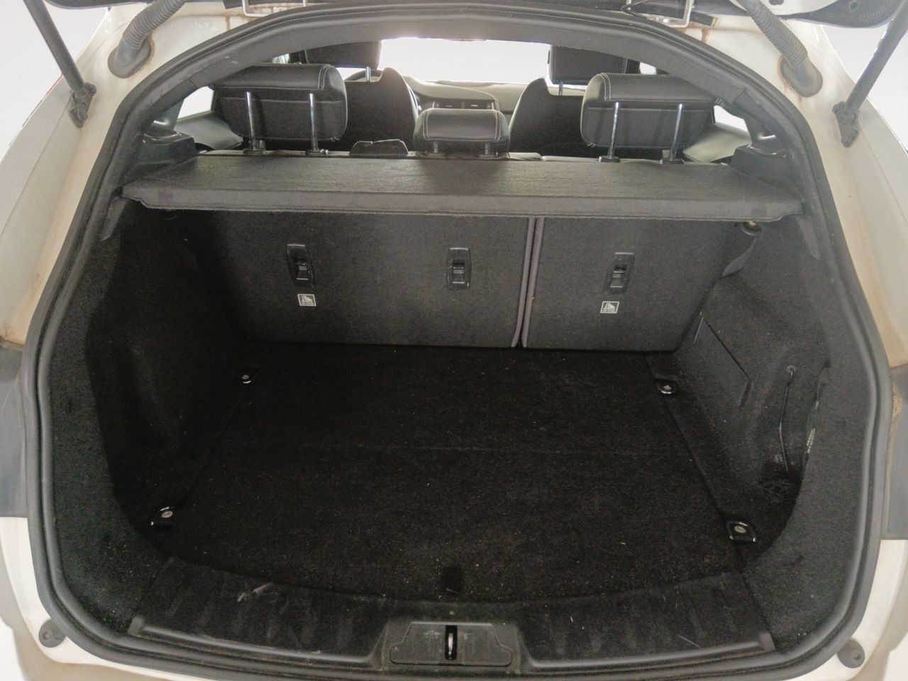 Foto Jaguar E-Pace 11