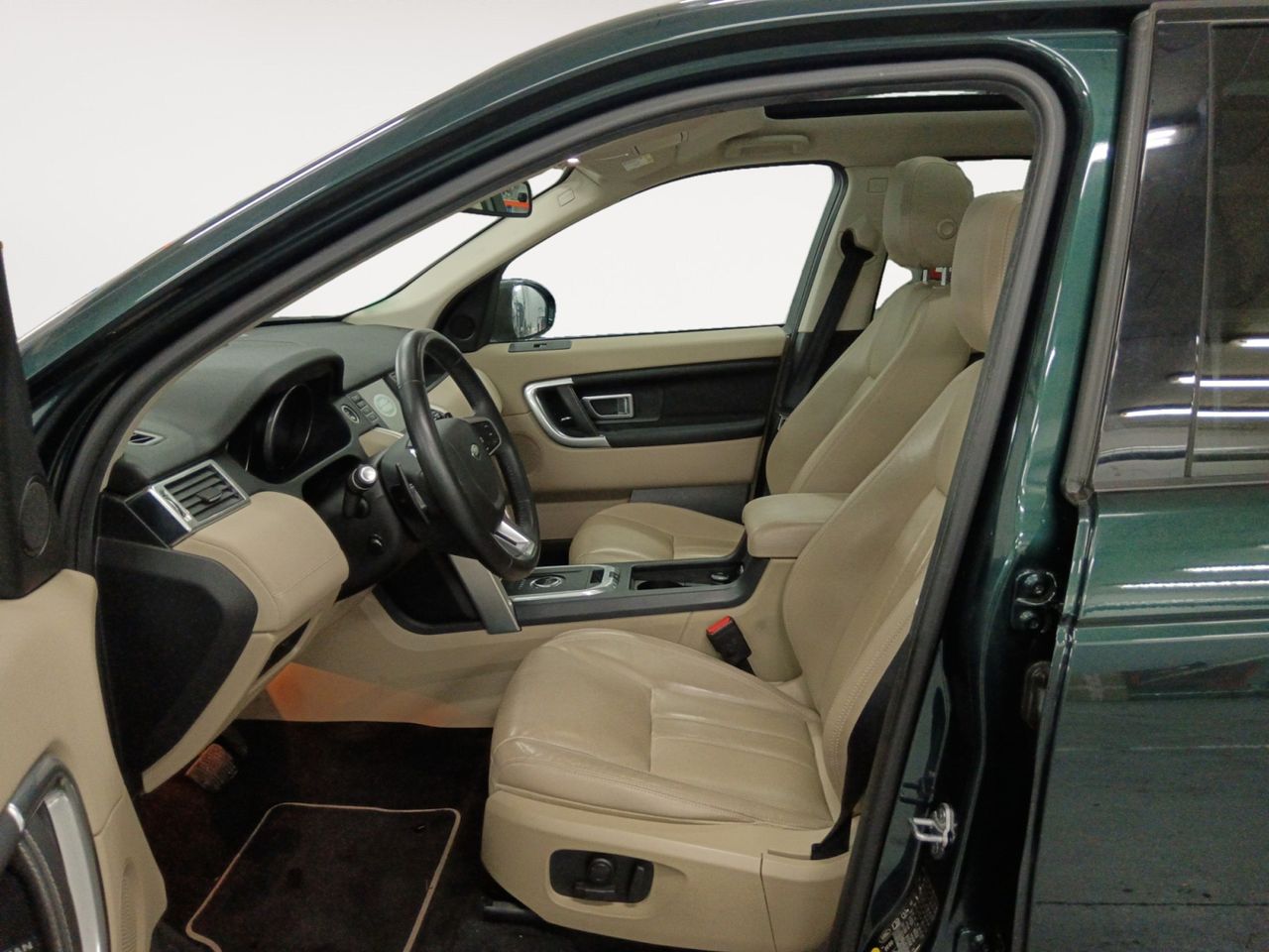 Foto Land-Rover Discovery Sport 8
