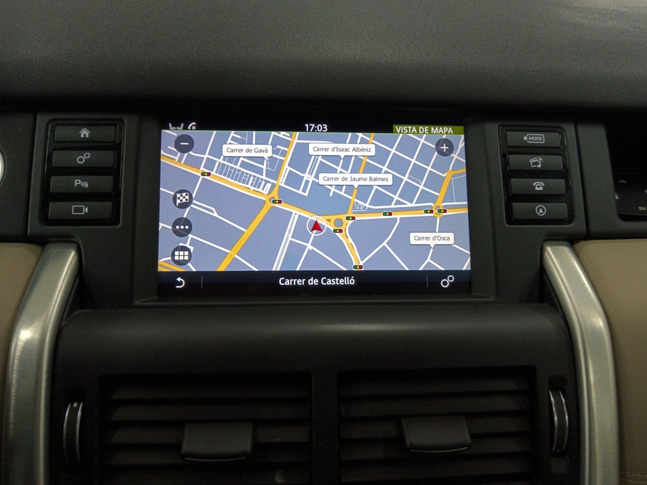 Foto Land-Rover Discovery Sport 18