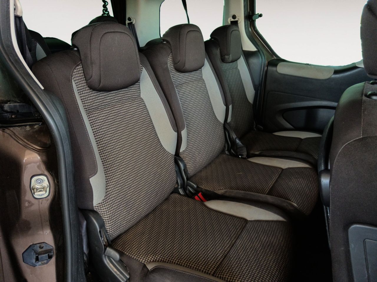 Foto Peugeot Partner 9