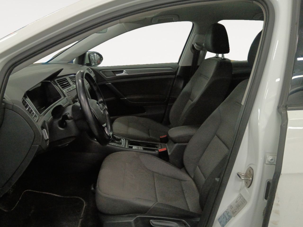 Foto Volkswagen Golf 8