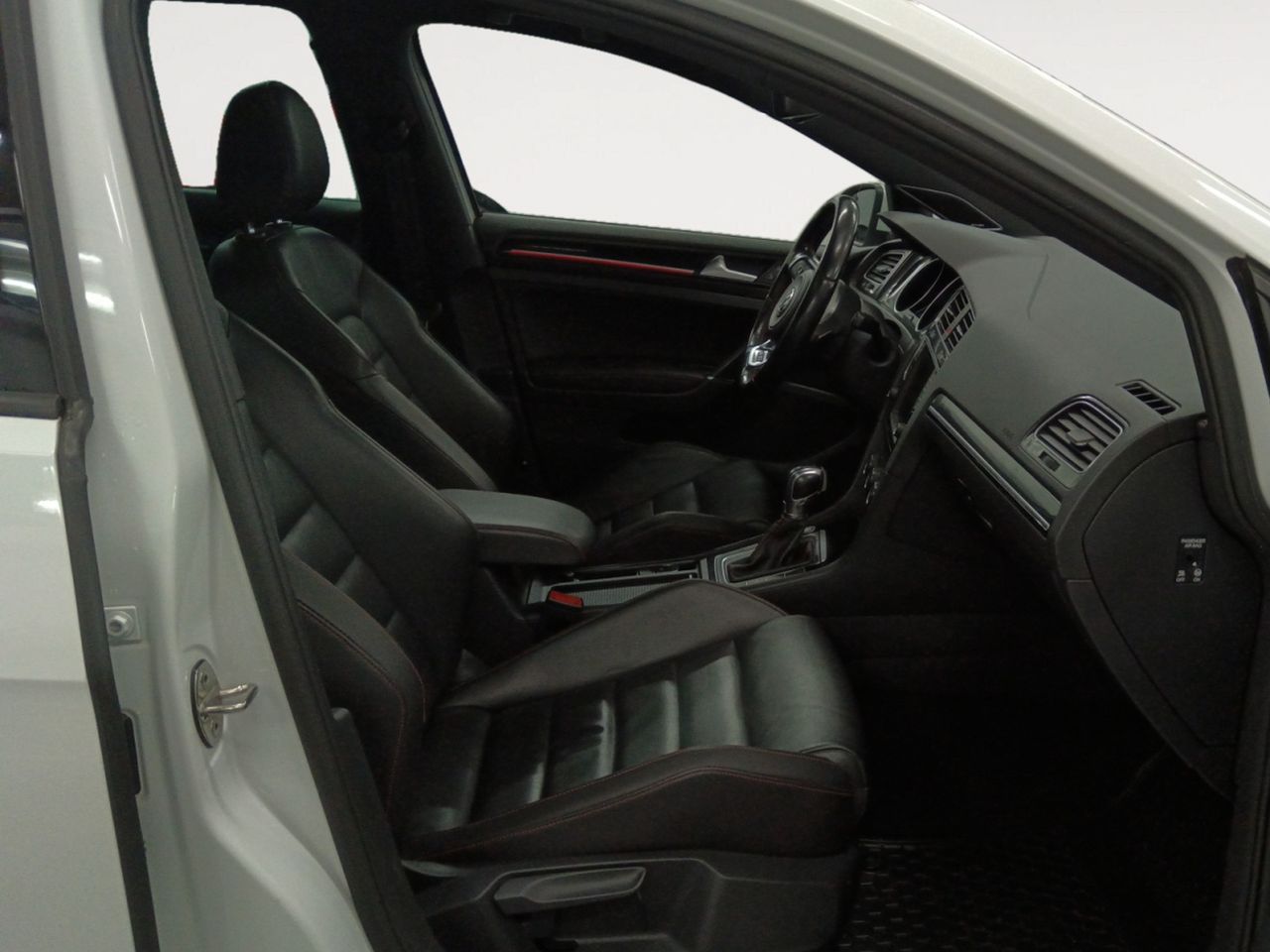 Foto Volkswagen Golf 9