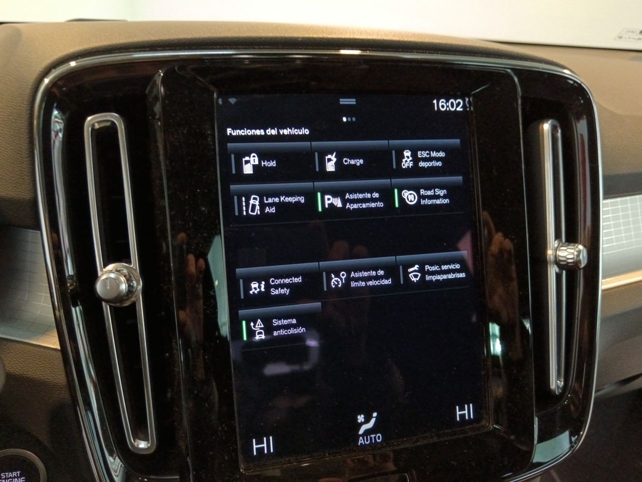 Foto Volvo XC40 14
