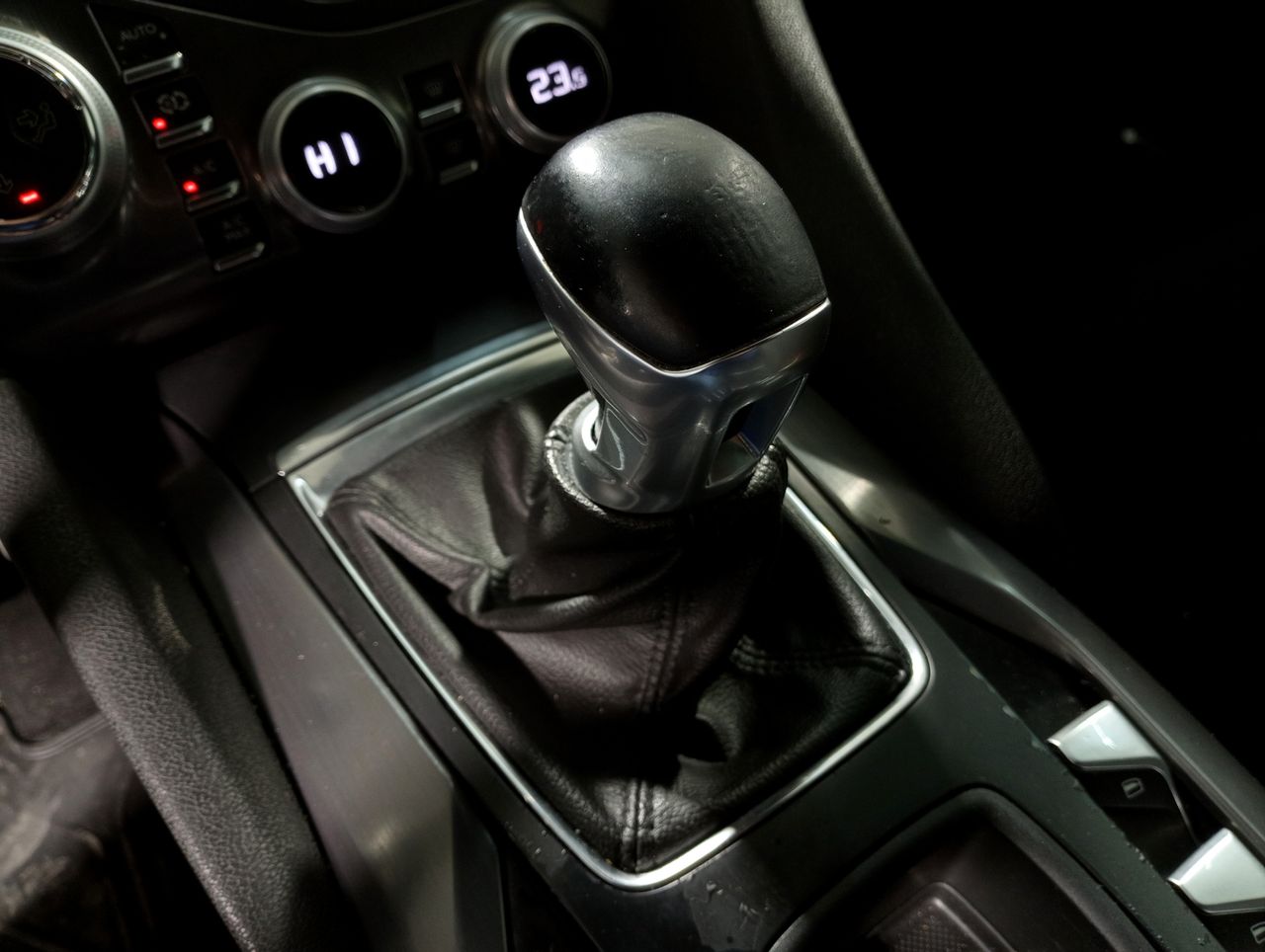 Foto DS Automobiles DS 5 11
