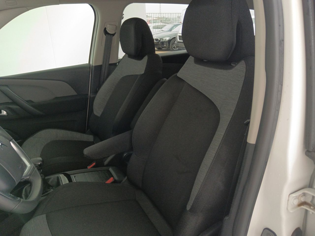 Foto Citroën C4 Spacetourer 23