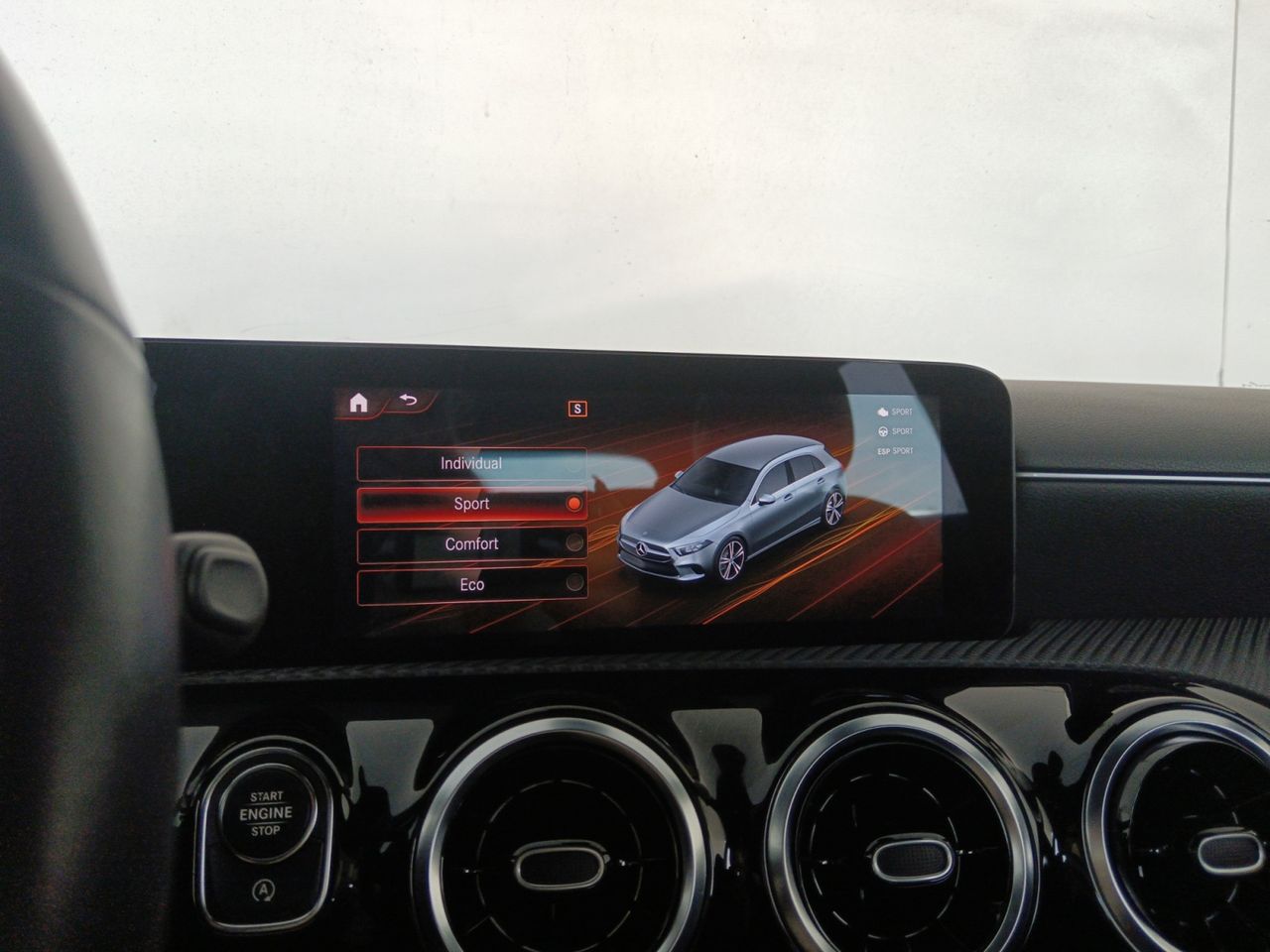 Foto Mercedes-Benz Clase A 18