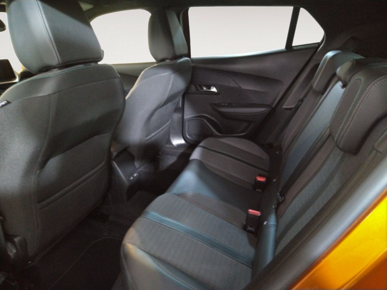 Foto Peugeot 2008 9