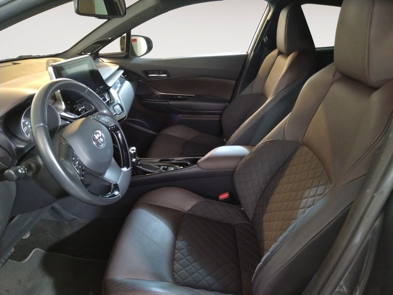 Foto Toyota C-HR 8