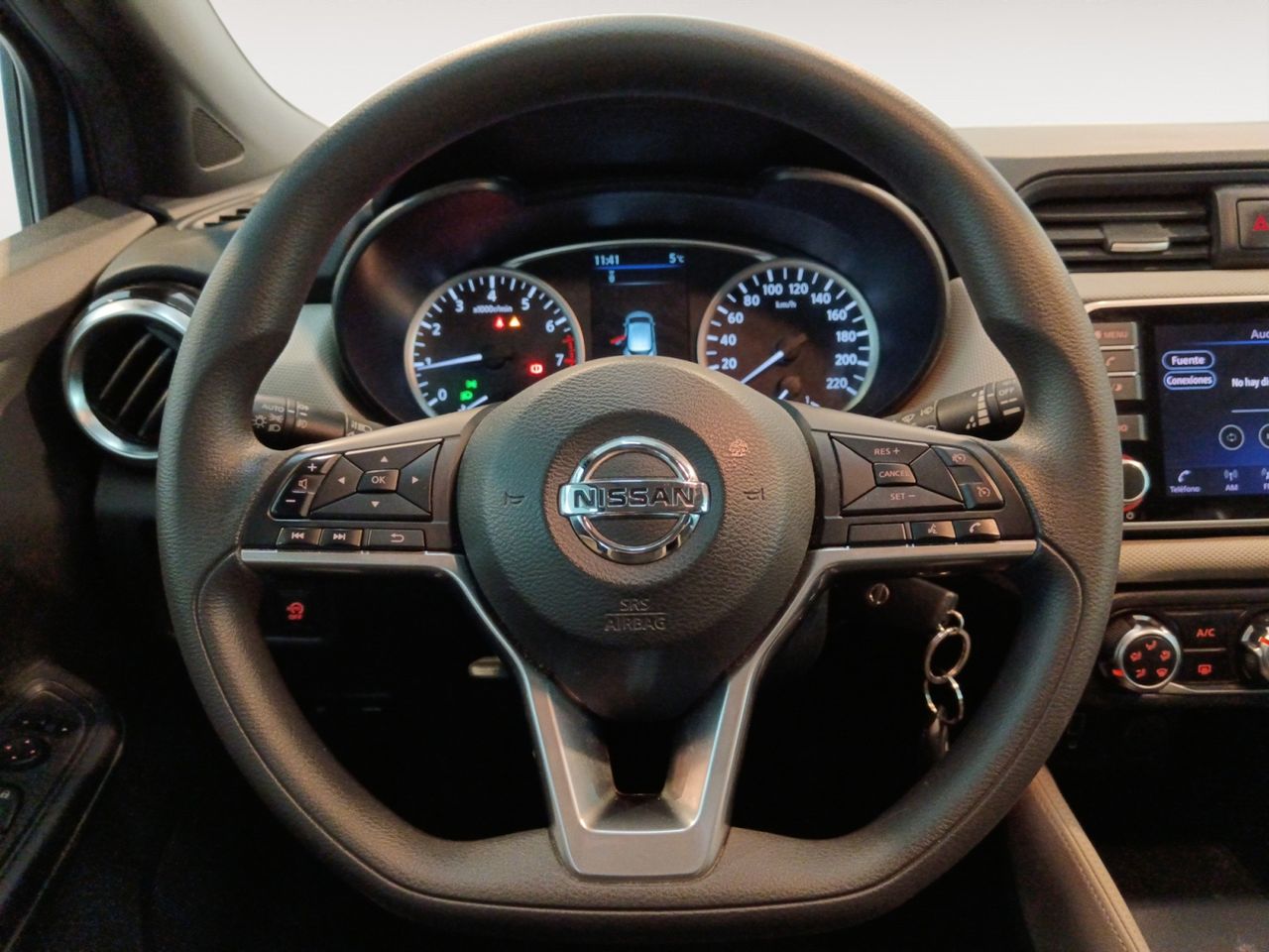 Foto Nissan Micra 7