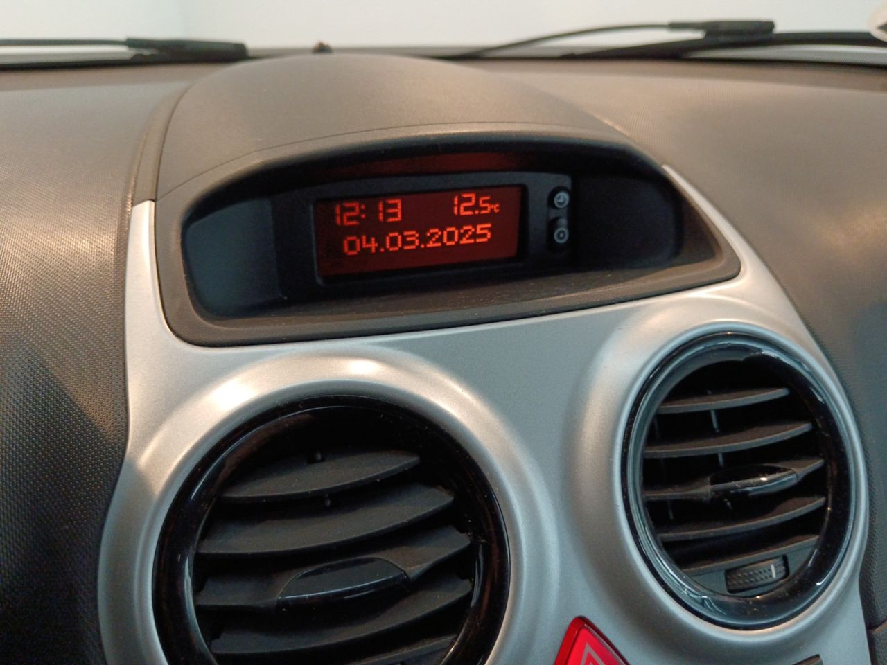 Foto Opel Corsa 14
