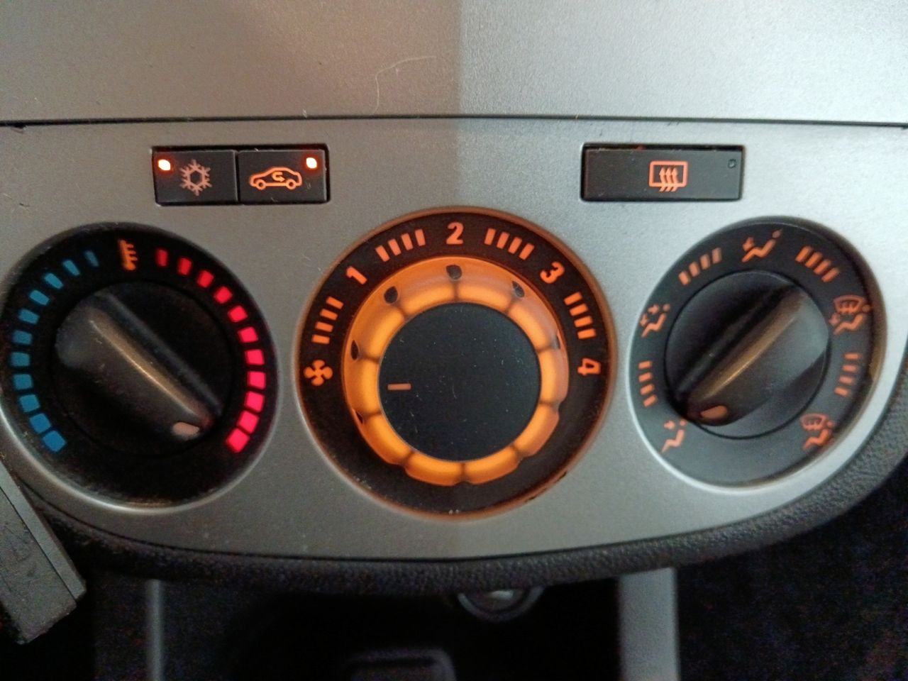 Foto Opel Corsa 16