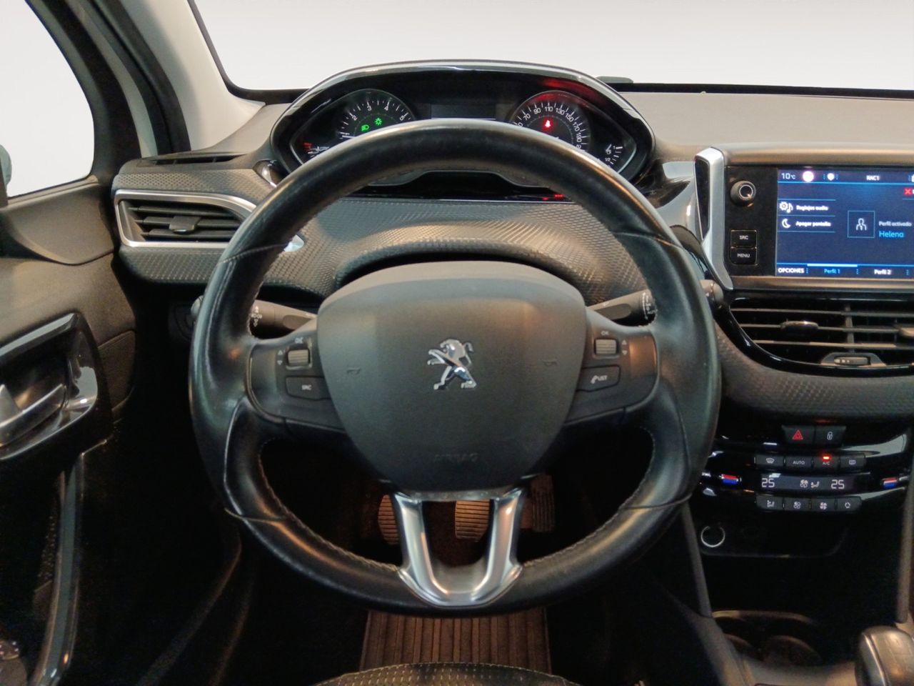 Foto Peugeot 208 8