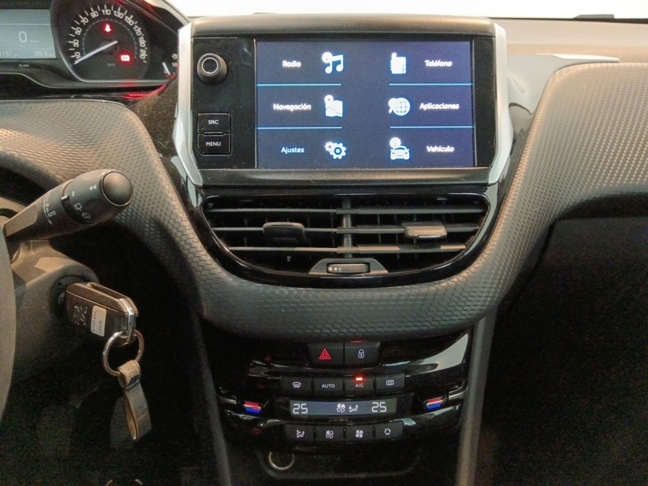 Foto Peugeot 208 15