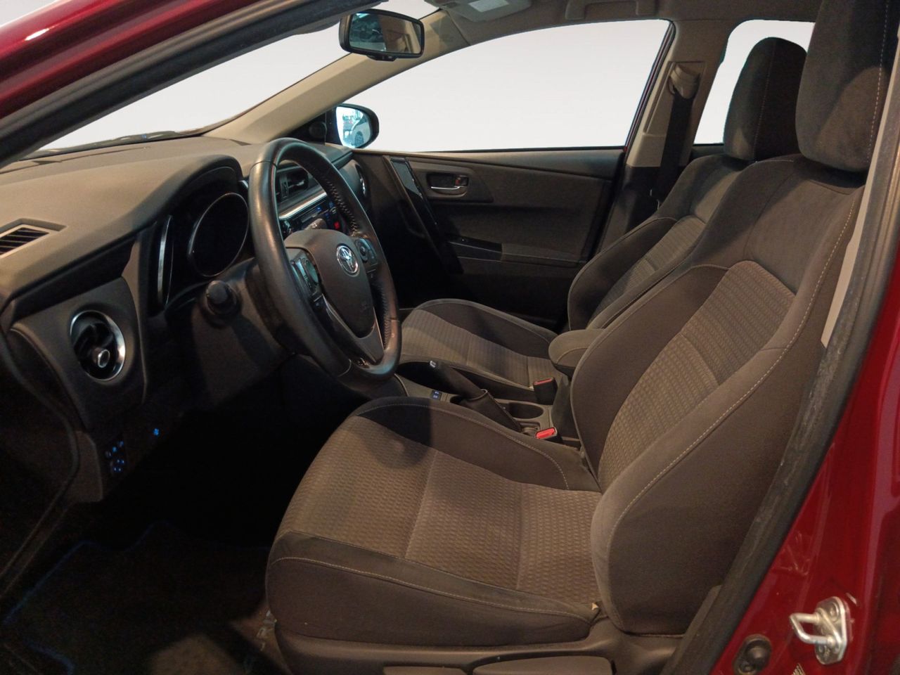 Foto Toyota Auris 8
