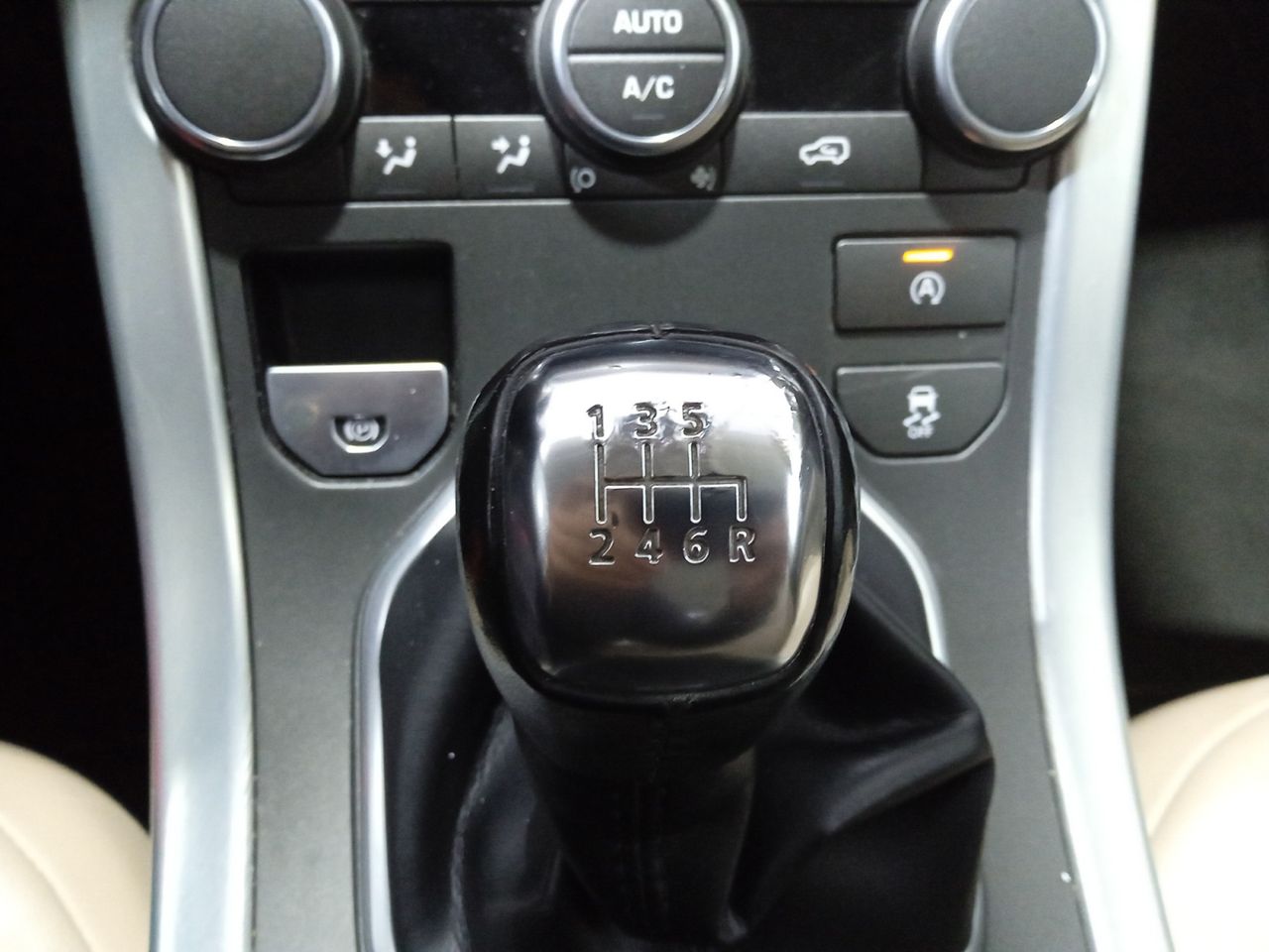 Foto Land-Rover Range Rover Evoque 12