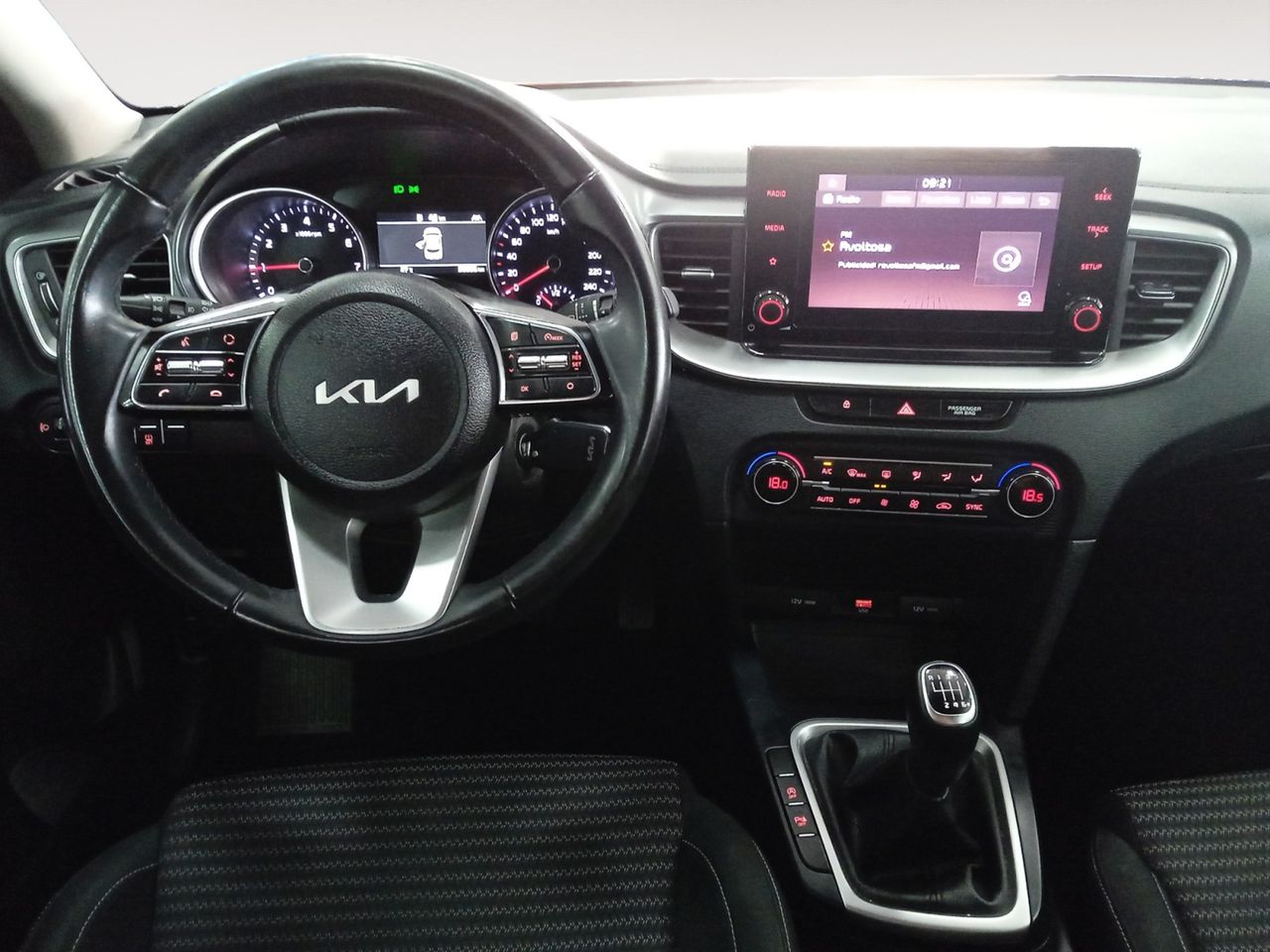 Foto Kia XCeed 6