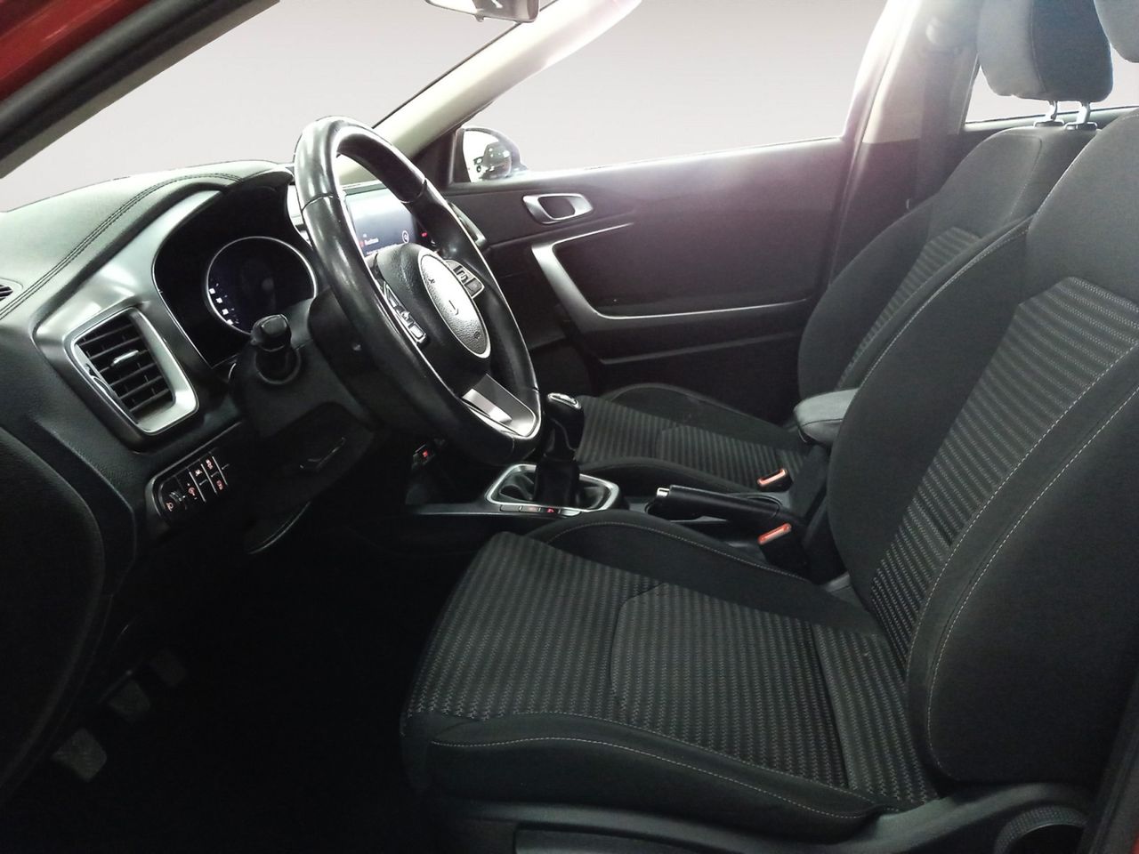 Foto Kia XCeed 8