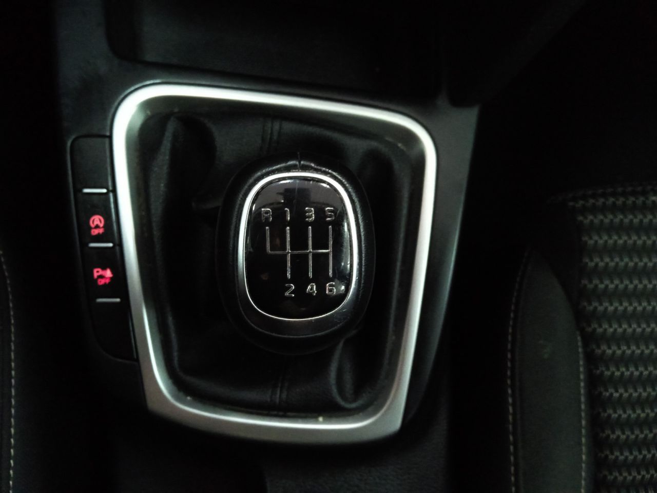 Foto Kia XCeed 12