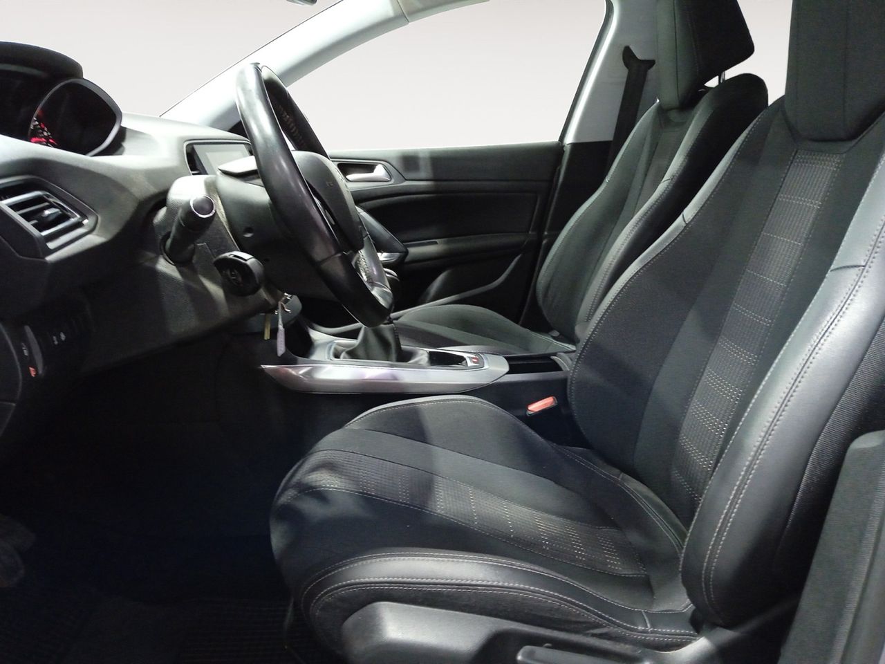Foto Peugeot 308 8