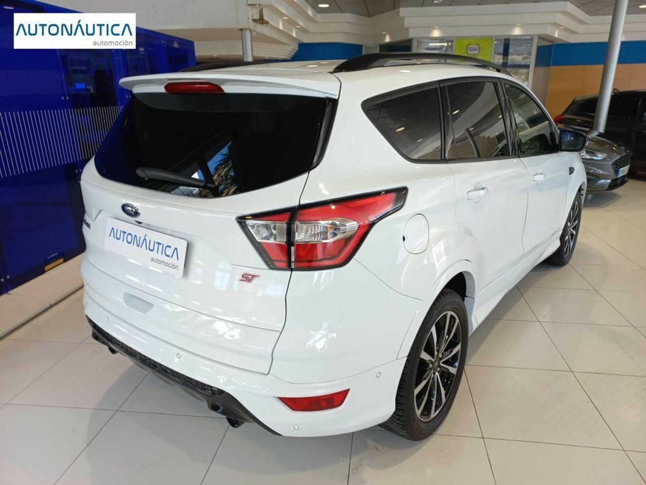 Foto Ford Kuga 7