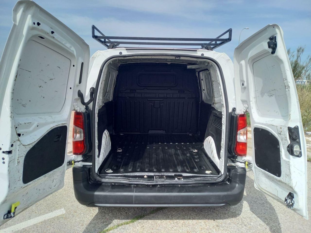 Foto Peugeot Partner 22