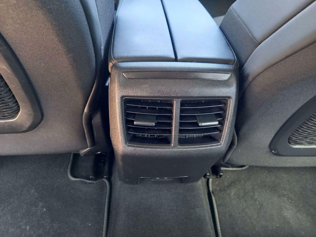 Foto Peugeot 508 23