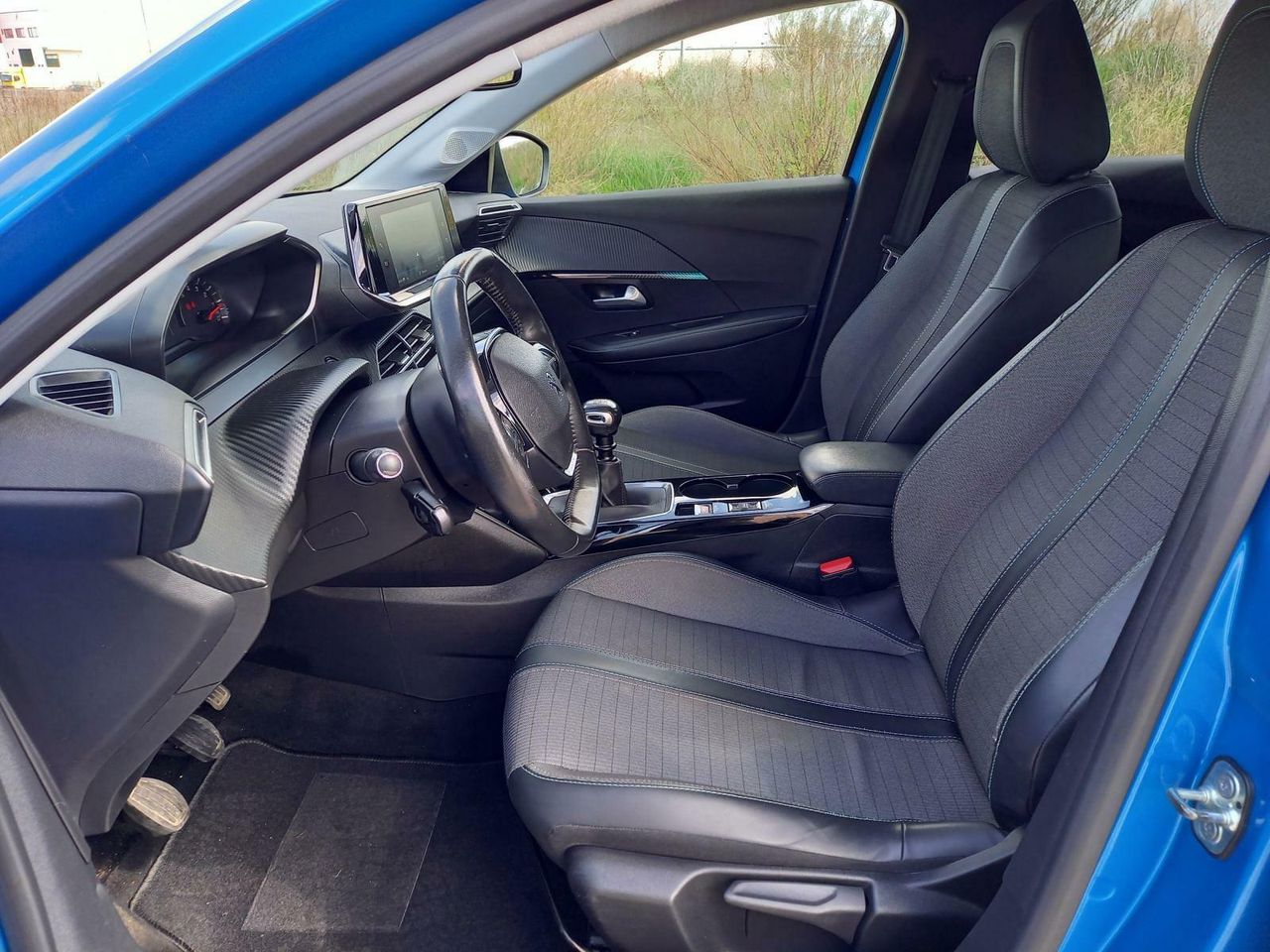 Foto Peugeot 208 10