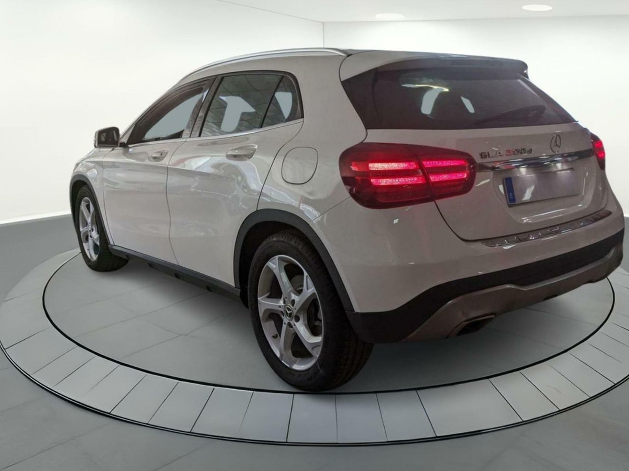 Foto Mercedes-Benz Clase GLA 4