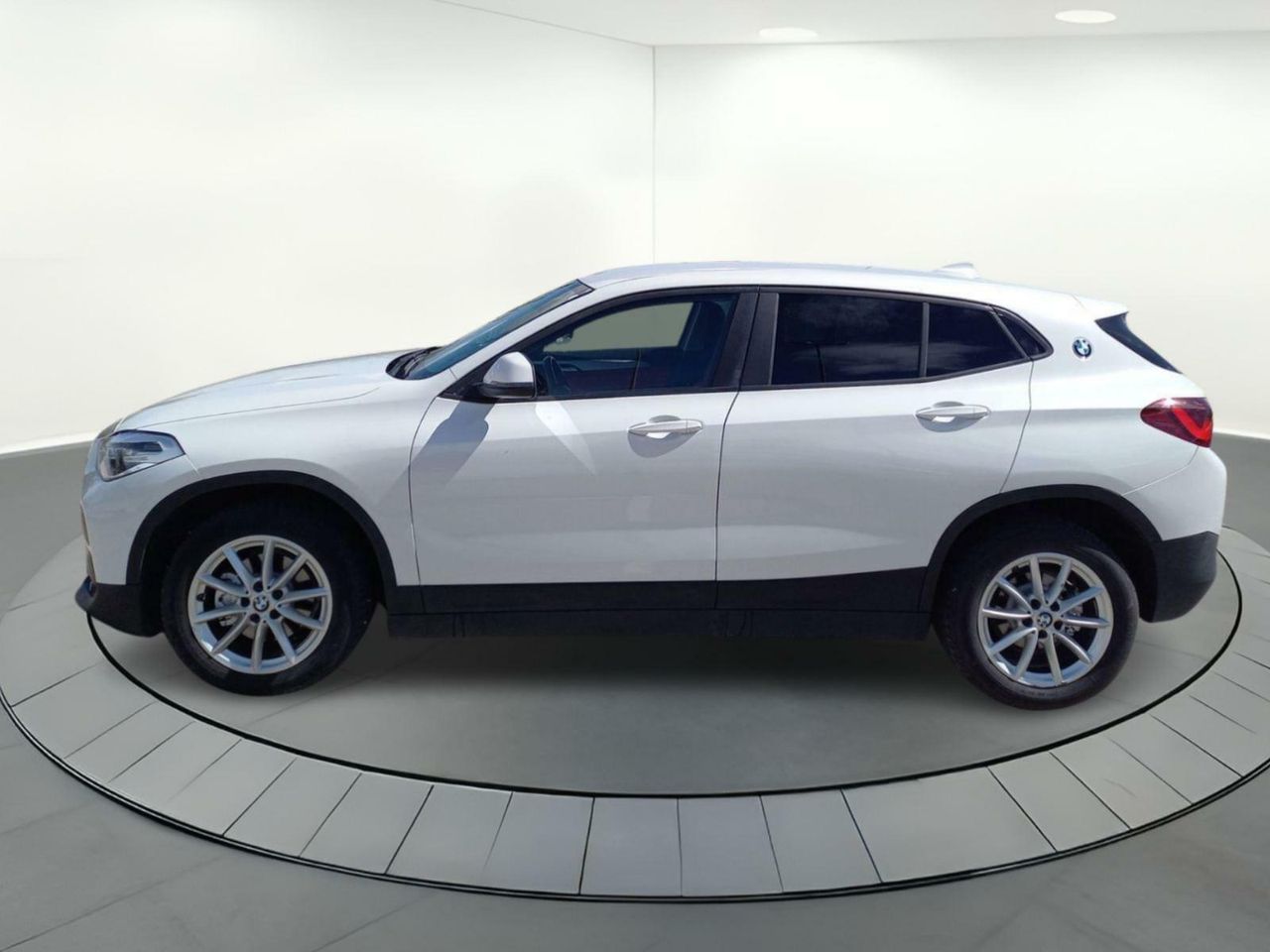 Foto BMW X2 3